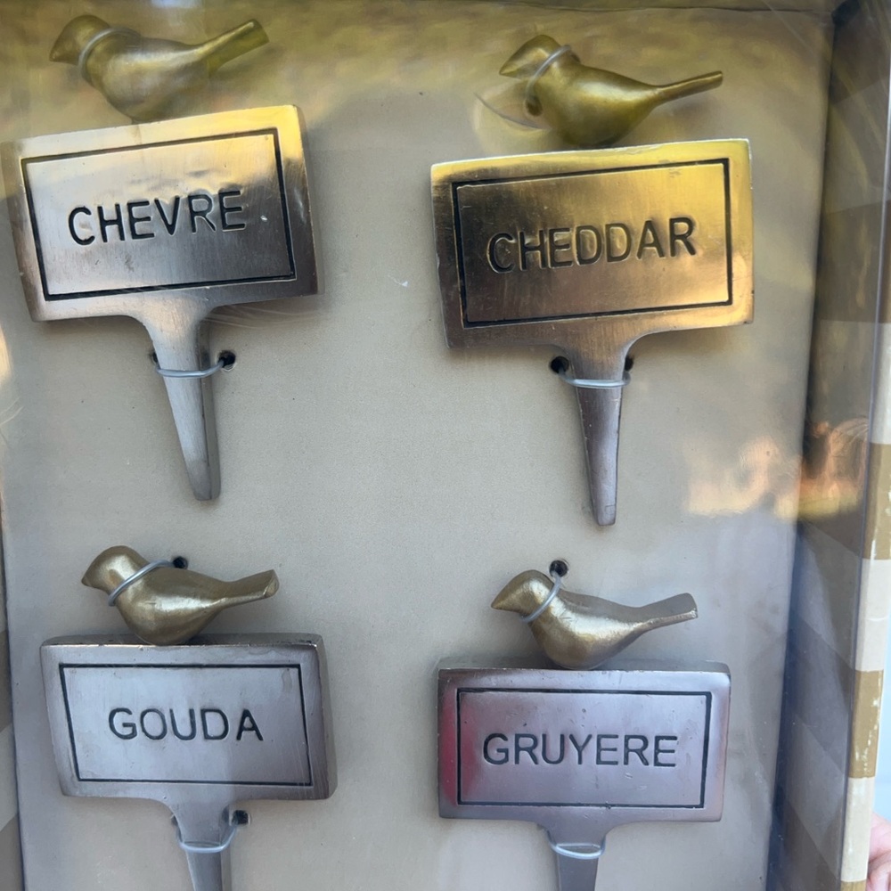Bombay set of four cheese markers new in gift box